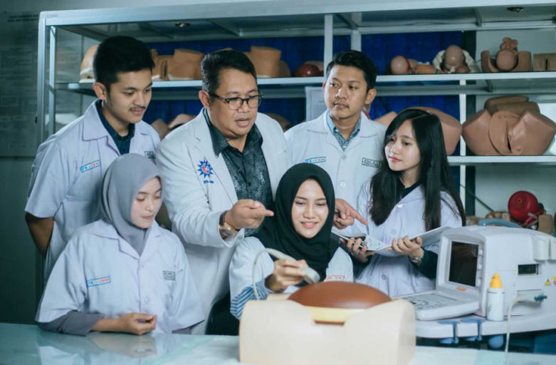 Mengenal S1-S3 Kedokteran Indonesia